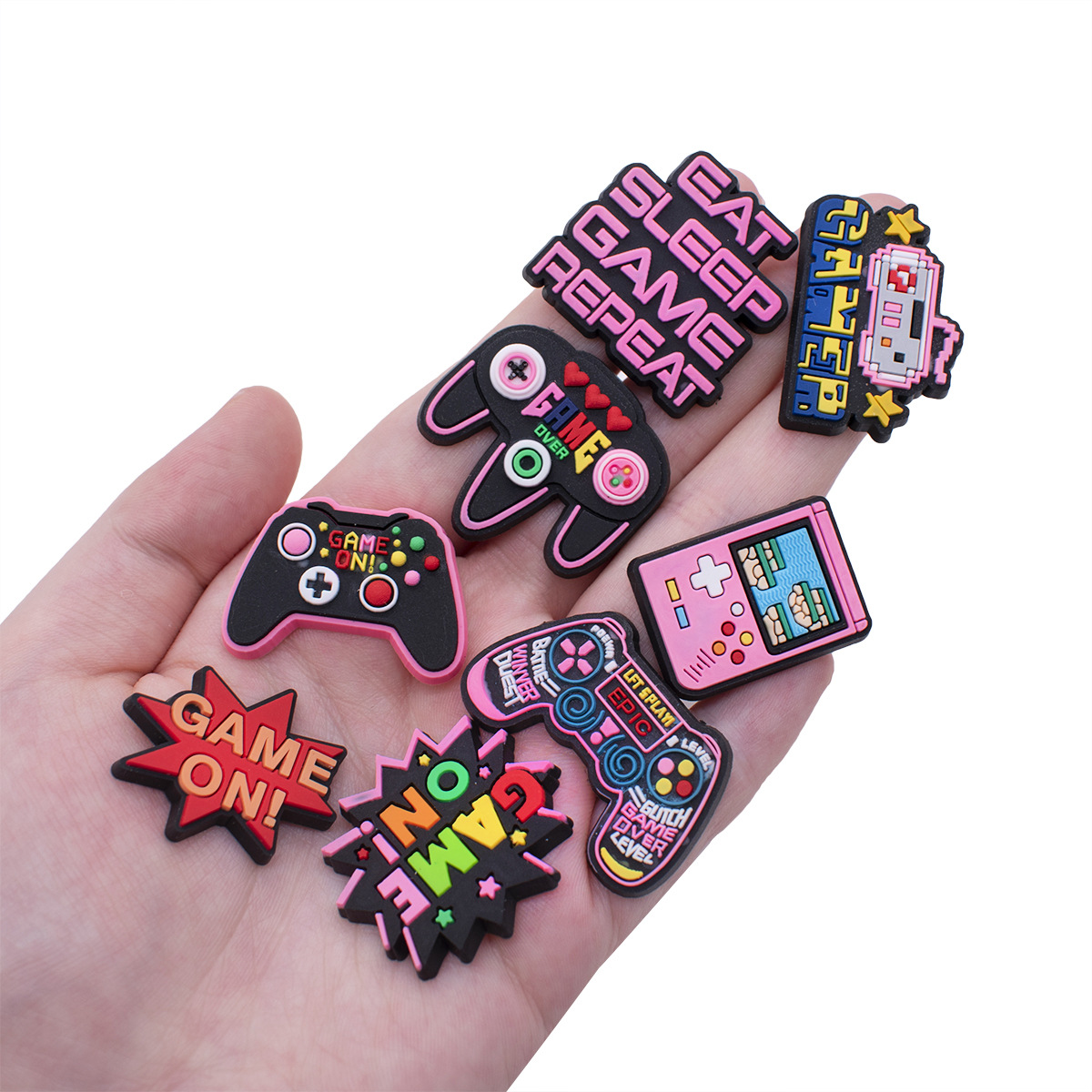 لعبة الأحذية السحر لملحقات كرو - مراجعة Gaming Accessories For Kids وسعره